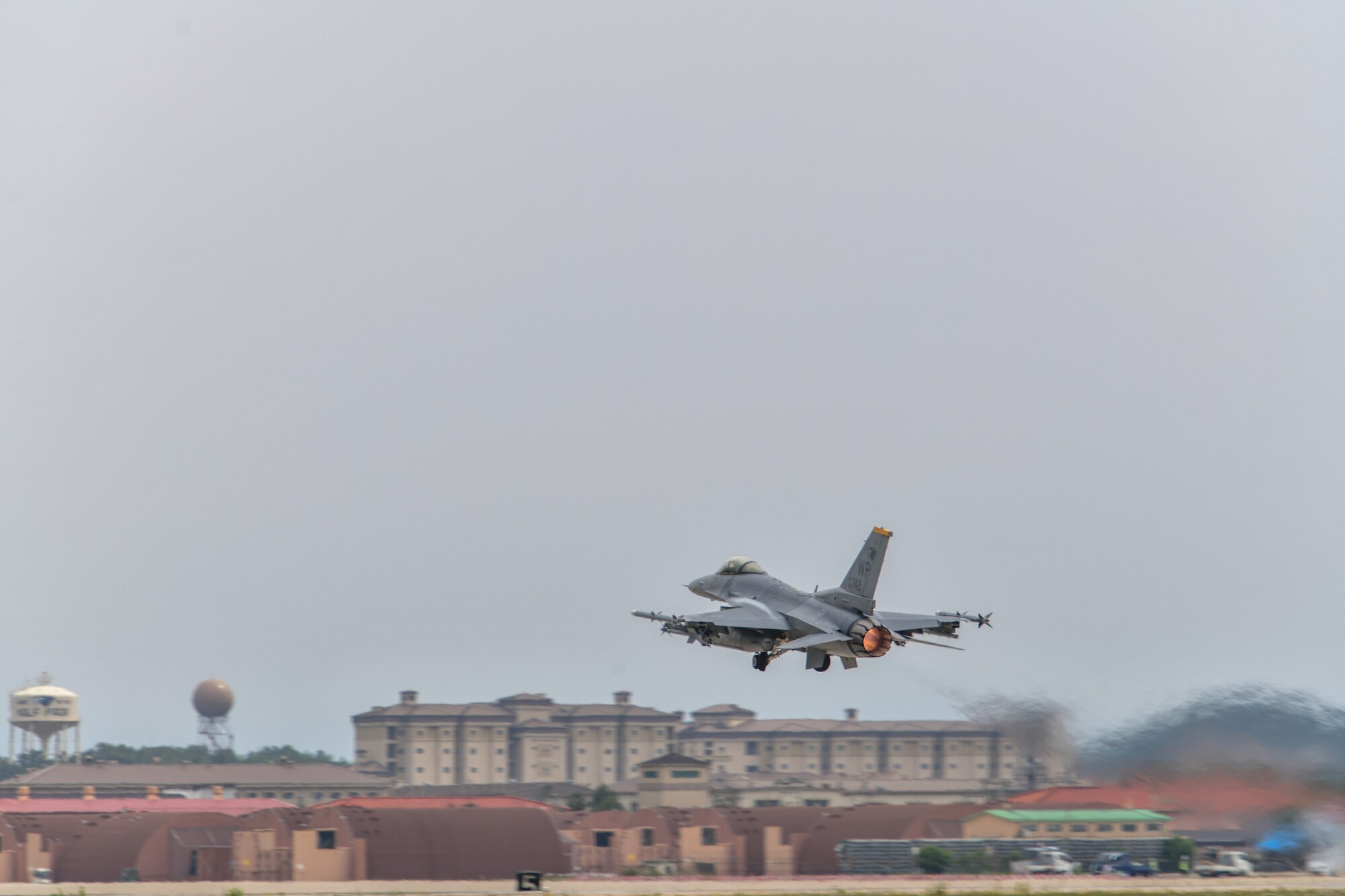 Photo of a U.S. Air Force F-16 Fighting Falcon