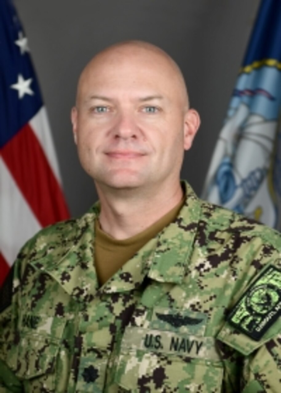 xo > Commander, Navy Region Europe, Africa, Central > Bio Detail