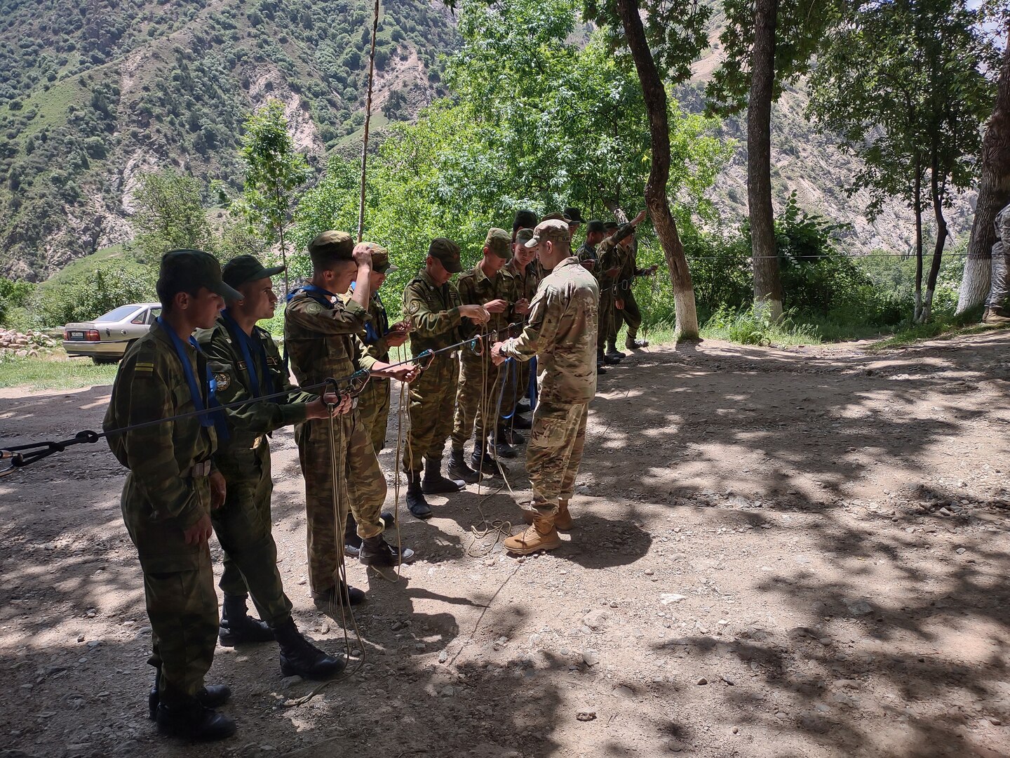 VNG Soldiers conduct exchanges in Tajikistan