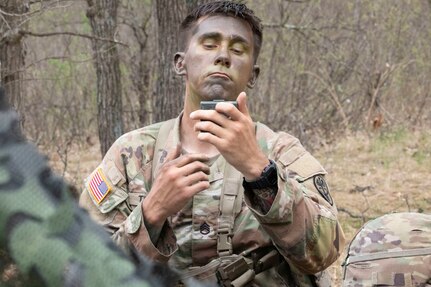 Soldiers earn Expert Field Medical Badge in second event by Army Reserve