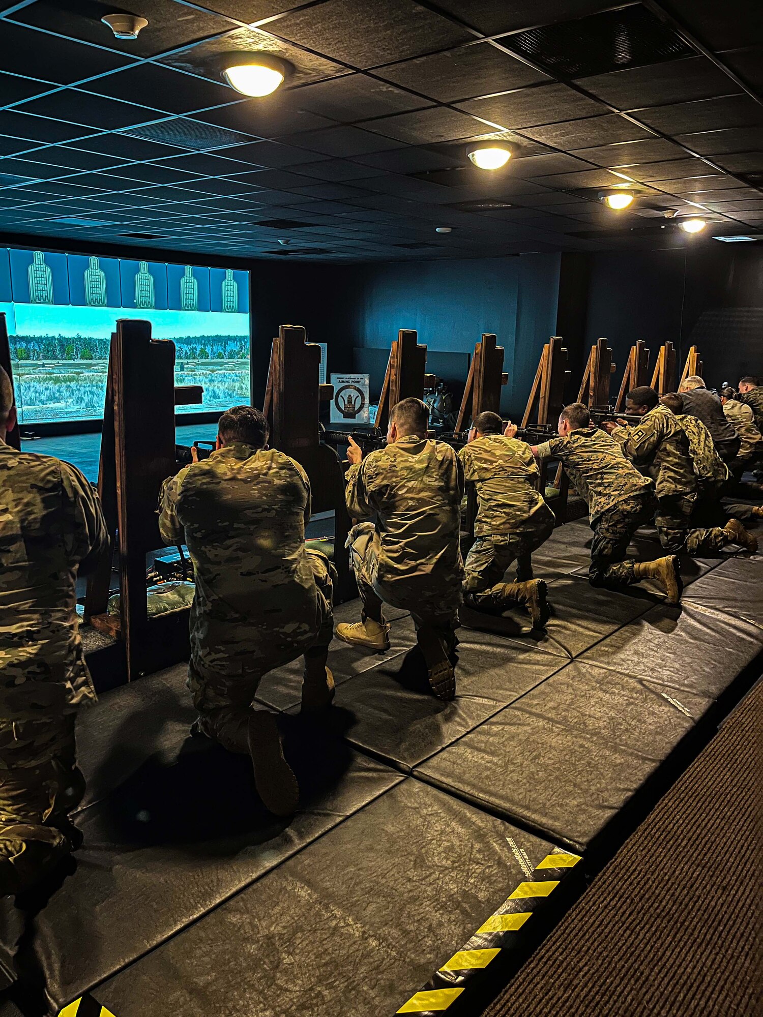 Service members attending the Leading Edge Joint Service Seminar take part in the virtual Expeditionary Shooter Training at Joint Base McGuire-Dix-Lakehurst, N.J. June 9, 2022. Members from five different branches attended the weeklong seminar to focus on debunking inter-service cultural myths, talent management, ethical dilemmas, and discussions about our nation’s adversaries.