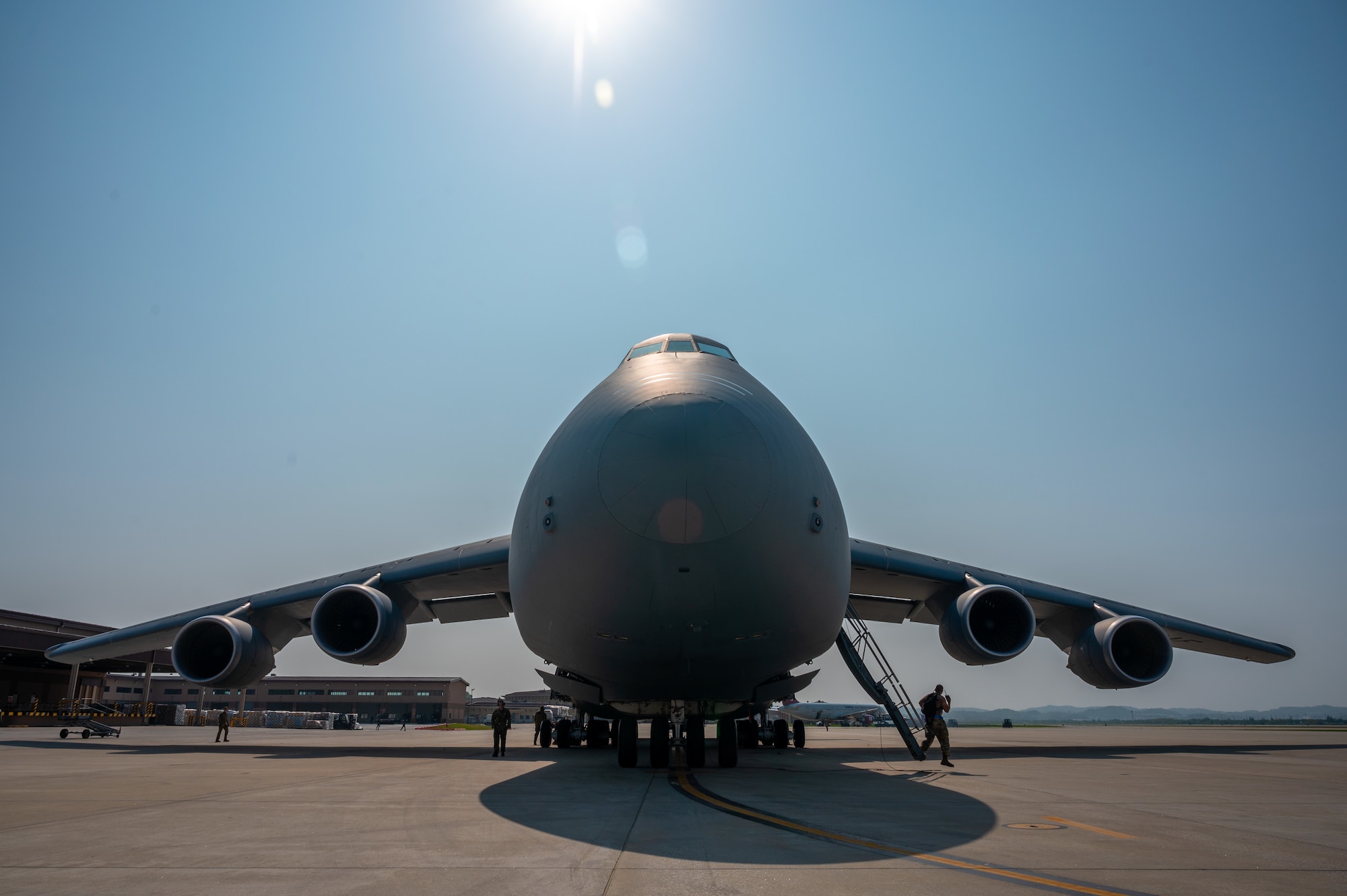 A C-5M Super Galaxy arrives with cargo at Osan Air Base