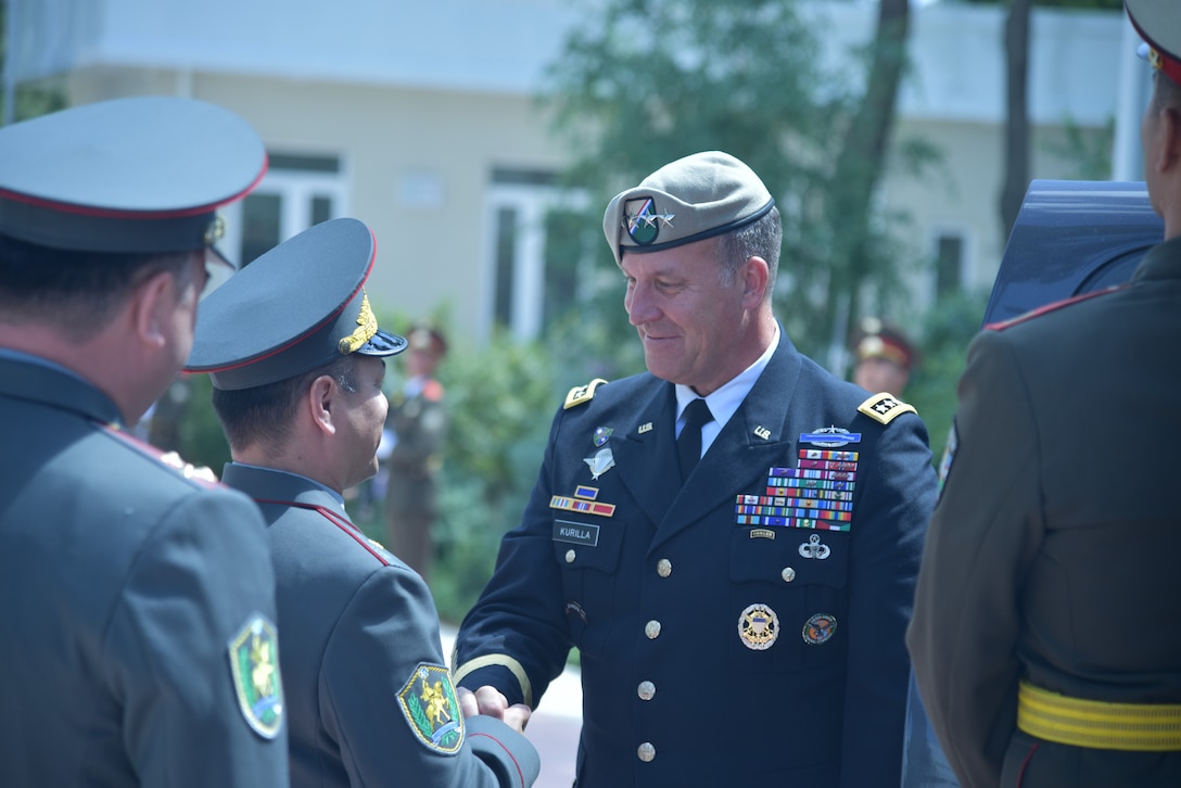 Gen. Erik Kurilla meets with President Mirziyoyev, General-Lieutenant Makhmudov, General Lieutenant Qurbonov, General Major Kholmukhammedov, and the leadership of the Armed Forces of the Republic of Uzbekistan.