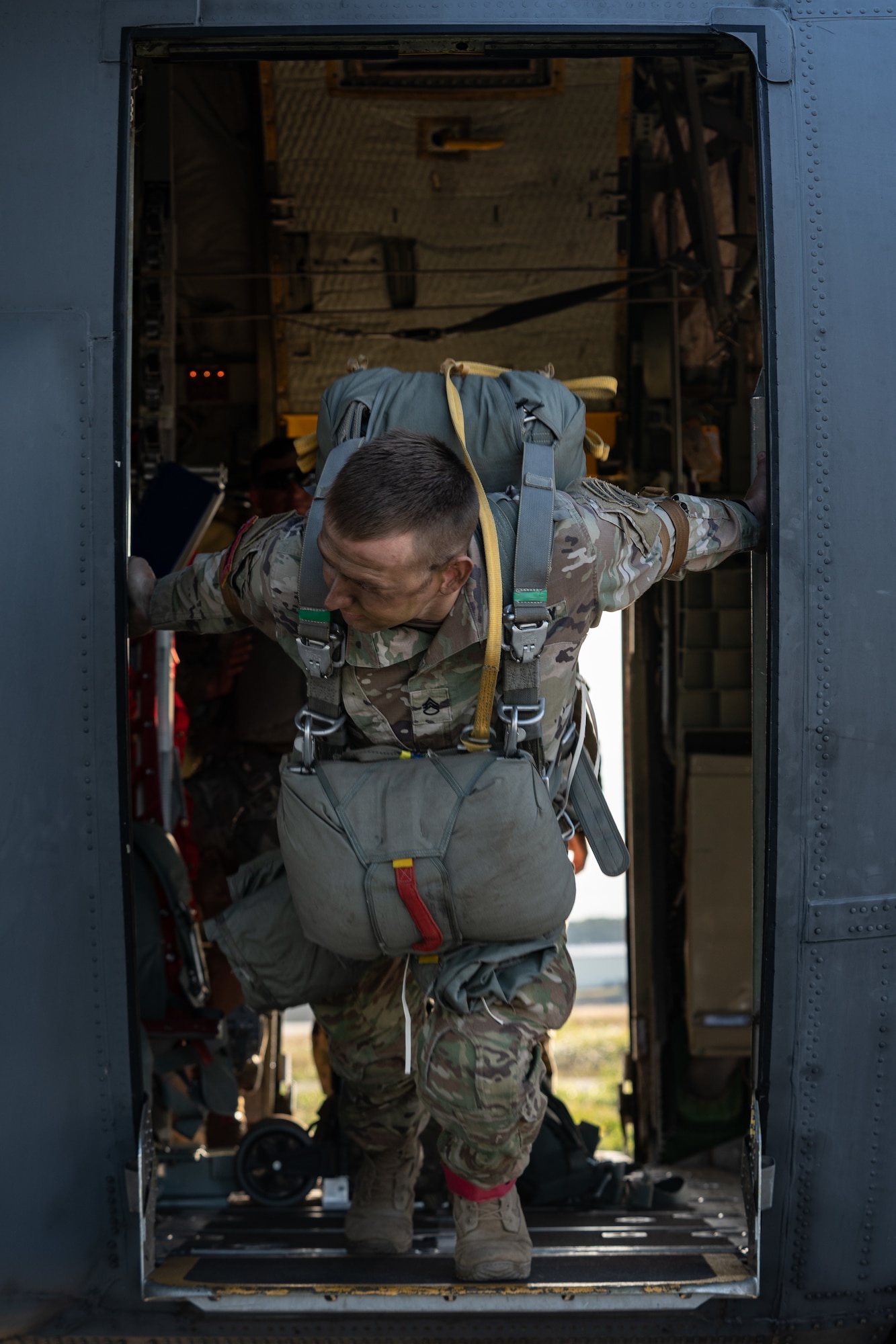 Soldiers and Airmen conduct joint operations as part of RED FLAG-Alaksa 22-2