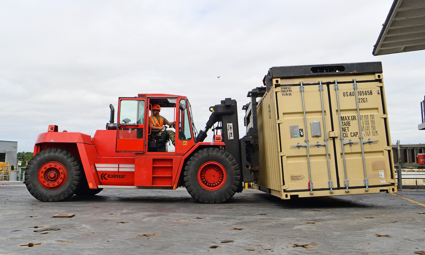 Army units from Military Surface Deployment and Distribution Command (SDDC) and Navy units from Military Sealift Command (MSC) and Navy Cargo Handling Battalion One (NCHB-1) came together in May to train in U.S. Transportation Command’s Field Training Exercise (FTX) Turbo Distribution 22-4 (TD 22-4).