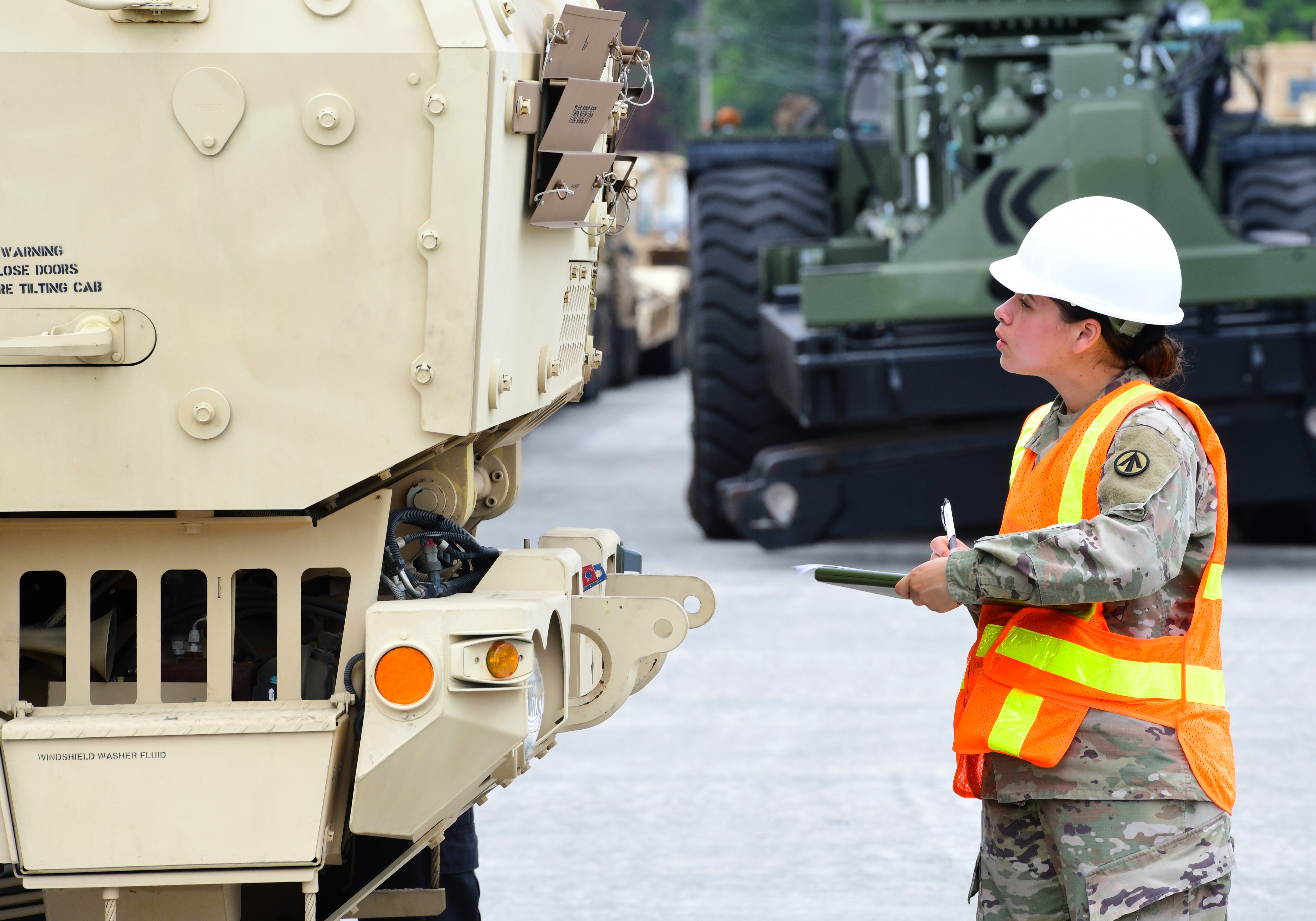 Army units from Military Surface Deployment and Distribution Command (SDDC) and Navy units from Military Sealift Command (MSC) and Navy Cargo Handling Battalion One (NCHB-1) came together in May to train in U.S. Transportation Command’s Field Training Exercise (FTX) Turbo Distribution 22-4 (TD 22-4).