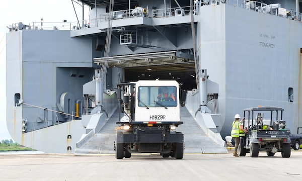 Army units from Military Surface Deployment and Distribution Command (SDDC) and Navy units from Military Sealift Command (MSC) and Navy Cargo Handling Battalion One (NCHB-1) came together in May to train in U.S. Transportation Command’s Field Training Exercise (FTX) Turbo Distribution 22-4 (TD 22-4).