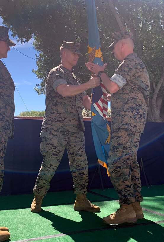 New commander takes the helm at DLA Distribution San Diego