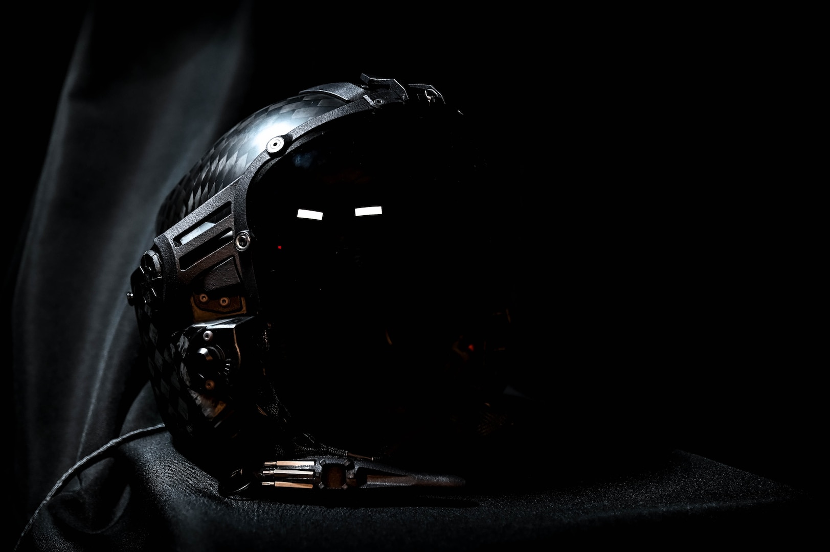 Photo: LIFT Airborne Technologies next-generation helmet.