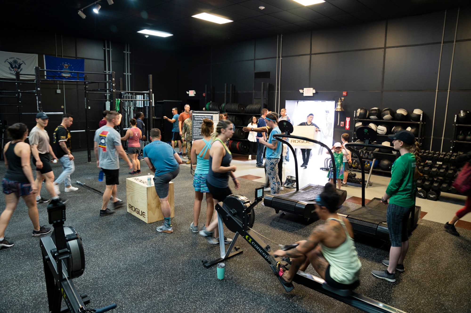 Picture of members using the functional fitness area