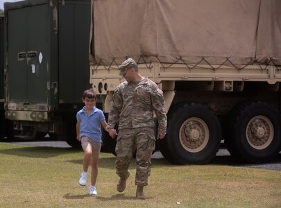 Army Reserve drill sergeants and fathers reflect on careers, parenting