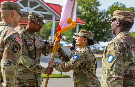 Headquarters and Headquarters Battalion U.S. Army South welcomes new commander