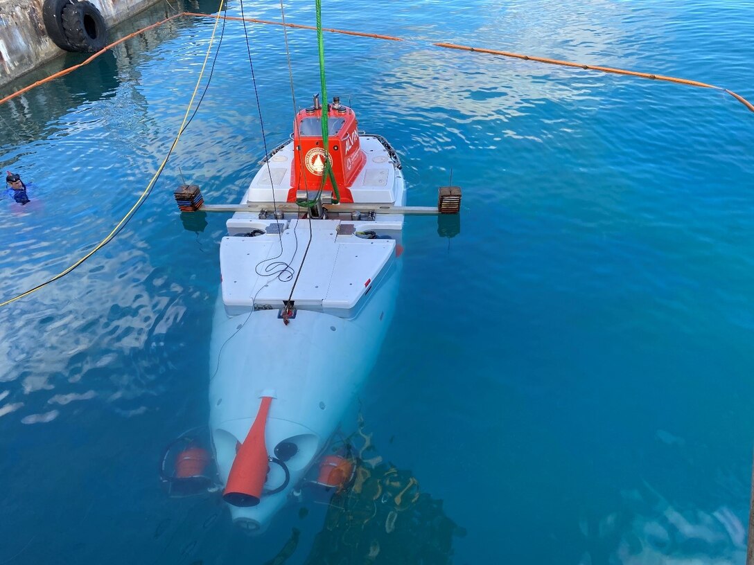 Deep Submergence Vehicle Alvin breaches the surface.