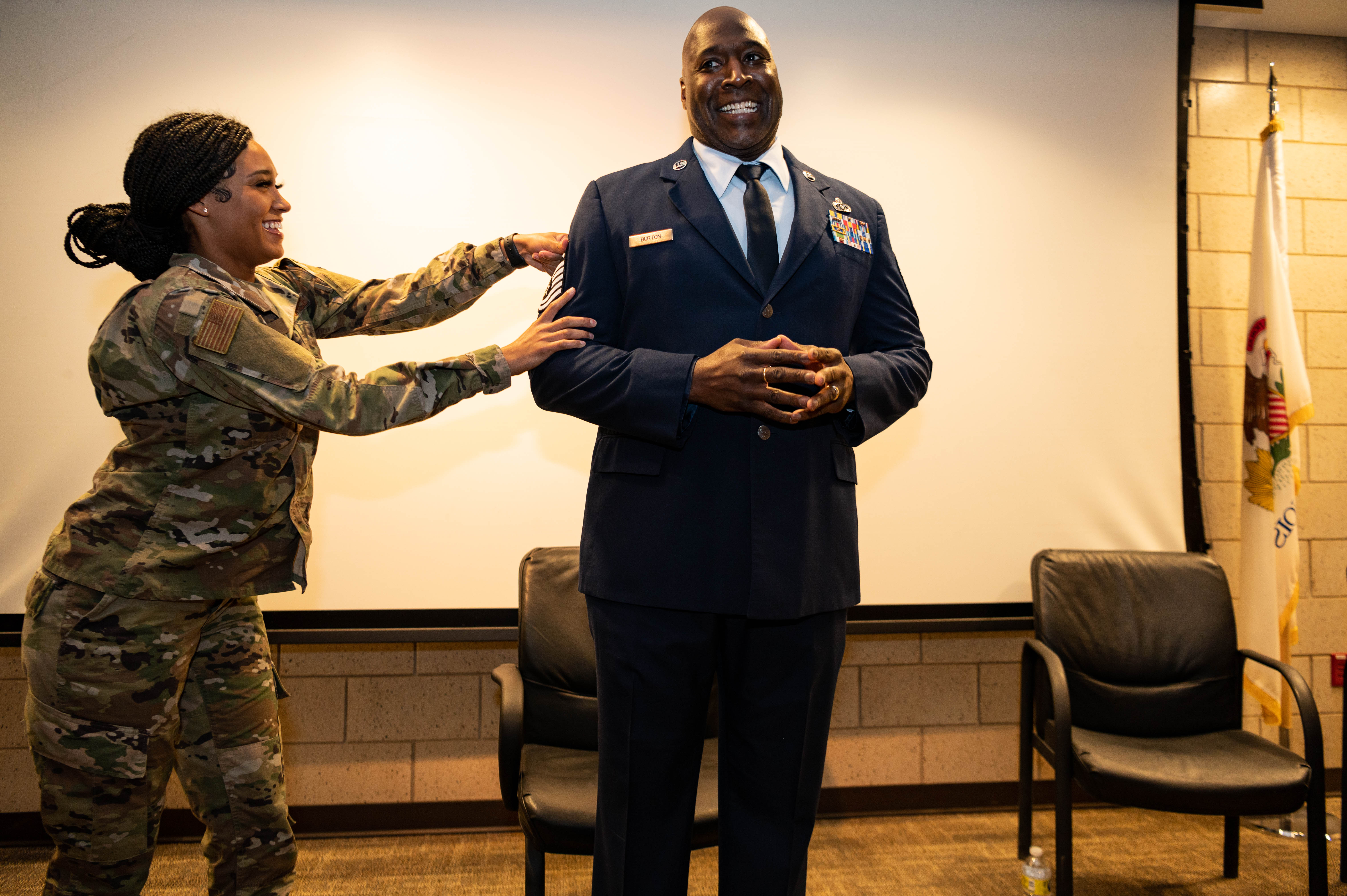 Photos - Page 6 - Category Portraits - Tag 182nd Airlift Wing