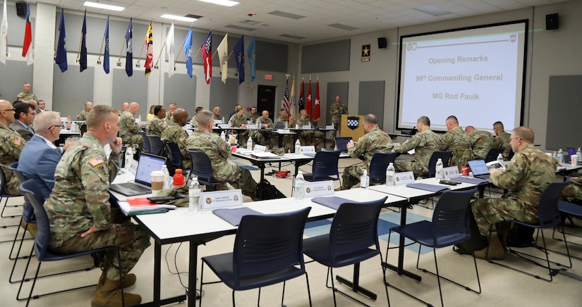 Army Reserve leaders collaborate to enhance readiness