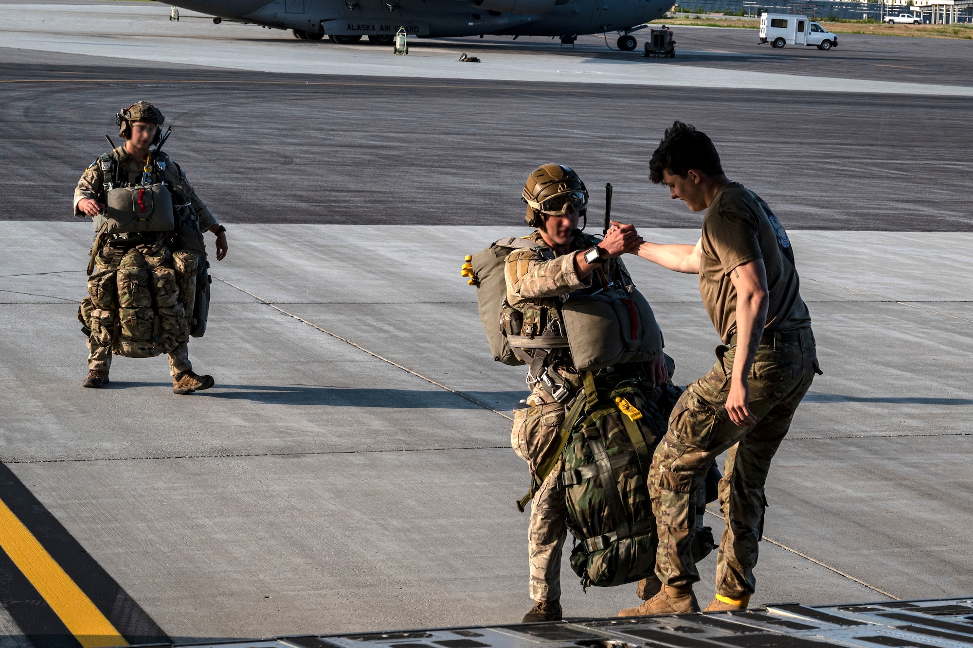 Paratrooper and Special Operations Unit jump