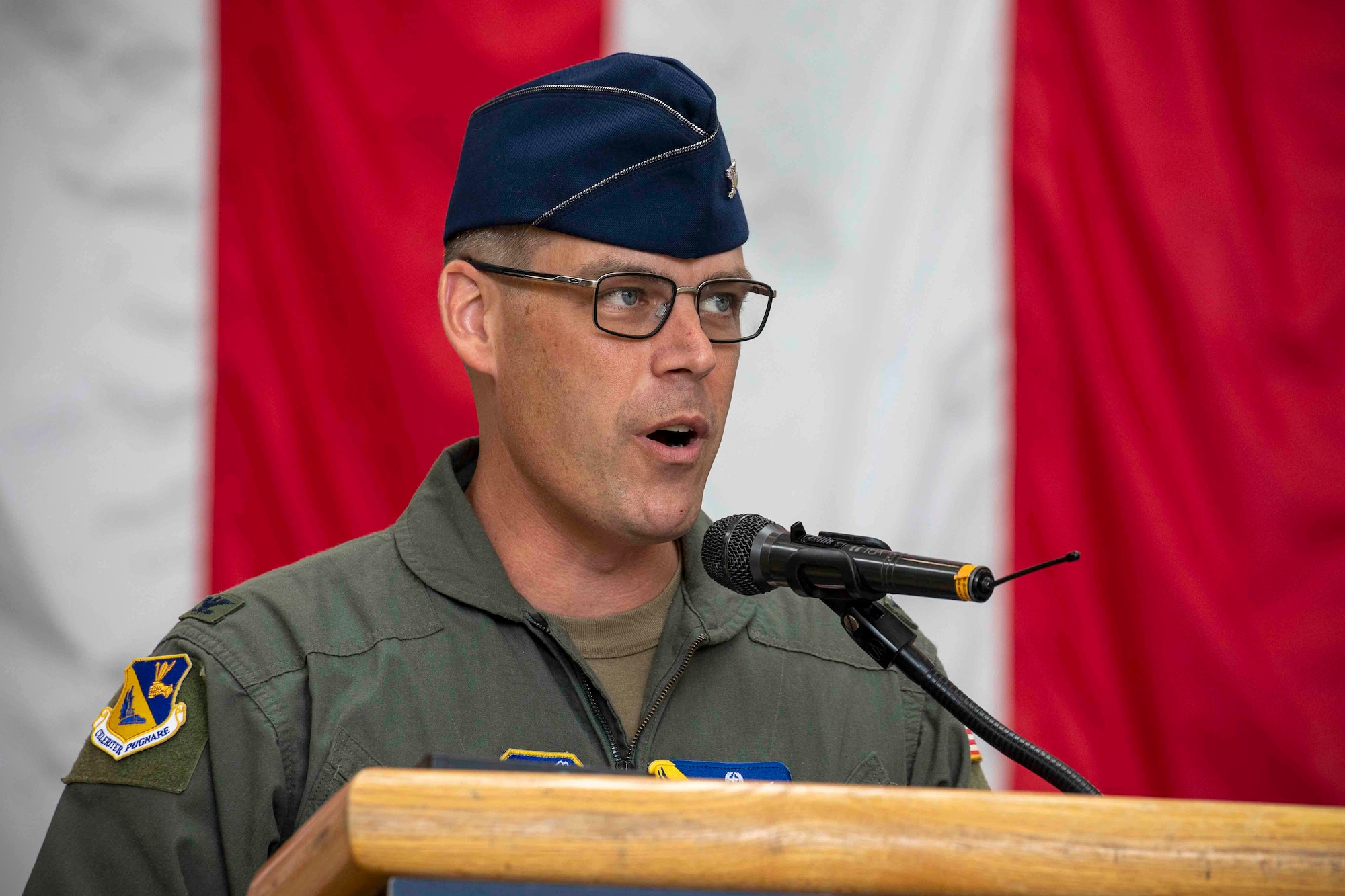 374th Airlift Wing outgoing commander delivers a speech