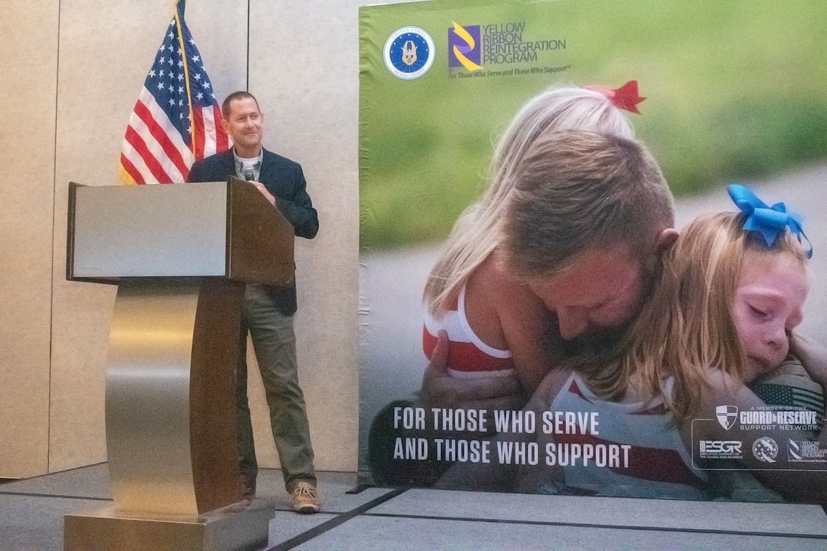 Photo of Col. John Robinson delivered opening remarks to a Yellow Ribbon event in Atlanta, June 18.