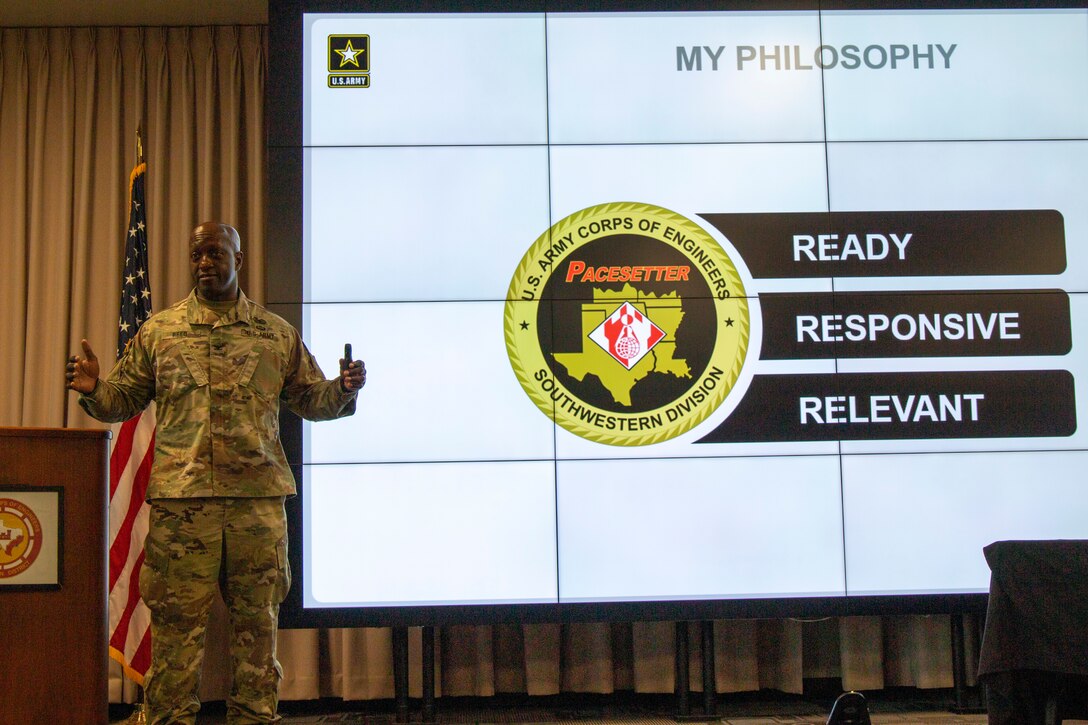 U.S. Army Corps of Engineers (USACE) Southwest Division Commander, Col. Kenneth Reed speaks to Galveston District employees during a townhall meeting at the Jadwin Building June 23.