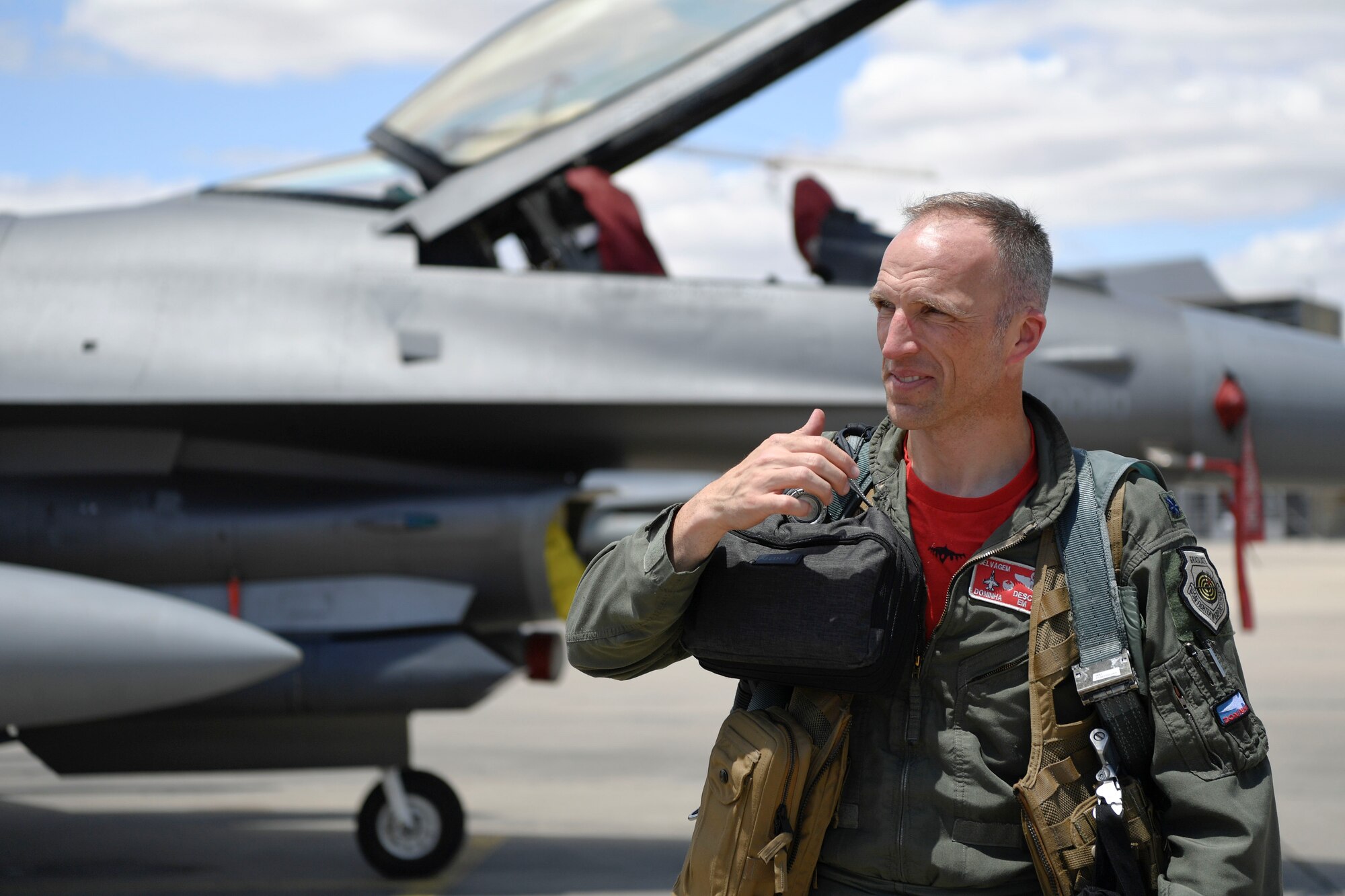 U.S. Air Force Lt. Col. Shaun Loomis, commander of the 480th Fighter Squadron from Spangdahlem Air Base, Germany, arrives in Portugal for Exercise Real Thaw 22 at Beja Air Base, Portugal, June 24, 2022. Real Thaw is an annual multi-national training exercise held by the Portuguese Air Force. The 480th Fighter Squadron has sent 18 F-16 Fighting Falcon aircraft and approximately 320 Airmen to this training.  (U.S. Air Force photo by Tech. Sgt. Warren D. Spearman Jr.)
