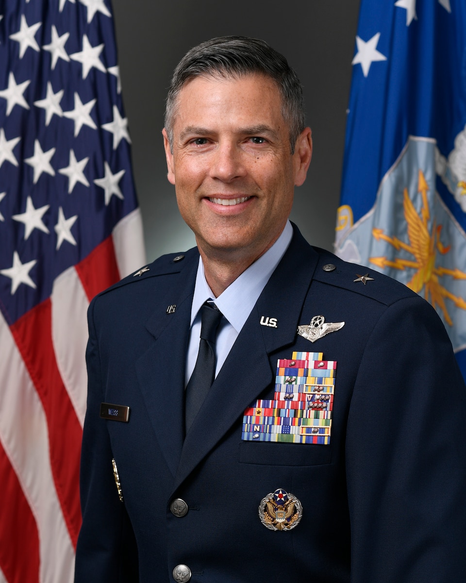 This is the official portrait of Brig. Gen. Geoffrey F. Weiss.