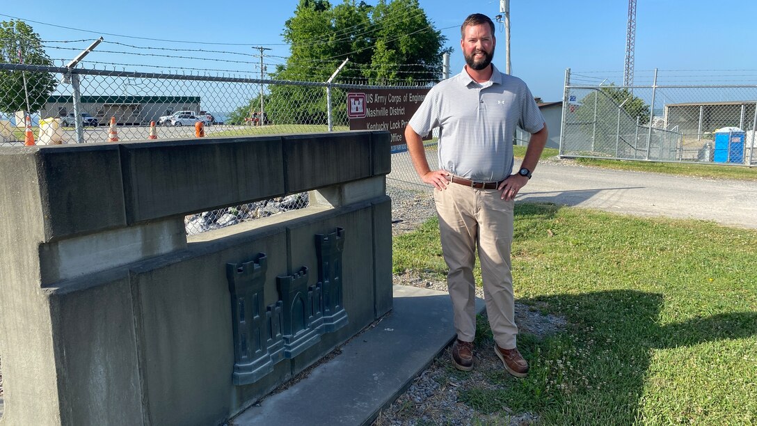 Justin Tabor, senior cost engineer for Chickamauga and Kentucky Lock, is the Nashville District’s Employee of the Month for April 2022. (USACE Photo by HEATHER KING.)