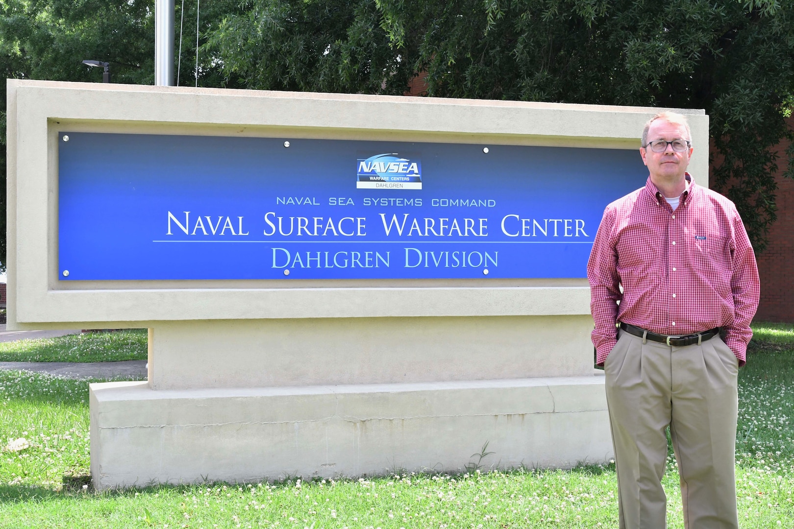 IMAGE: Bruce Leaman, senior systems engineer for the High Energy Lasers Counter-Air Program at Naval Surface Warfare Center Dahlgren Division, received the Dr. Delores M. Etter Top Scientists and Engineers of the Year award for his work with the Corrosion Failure Investigation Team.