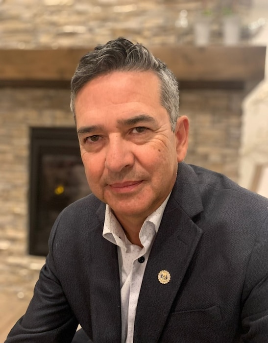 headshot of Dr. Dan Uribe