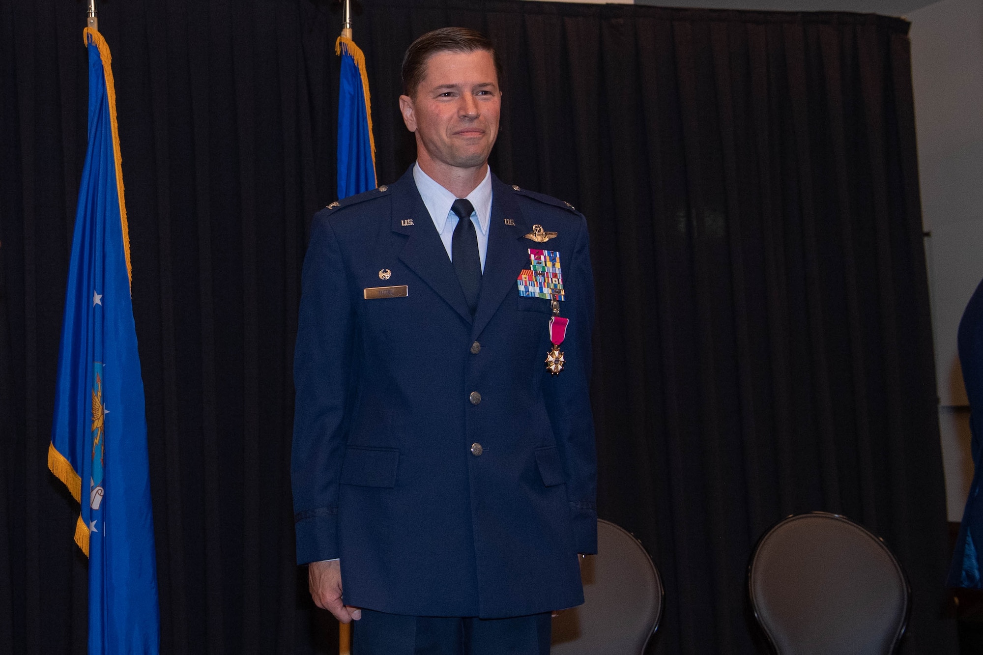 Col. Steven Tittel relinquishes command