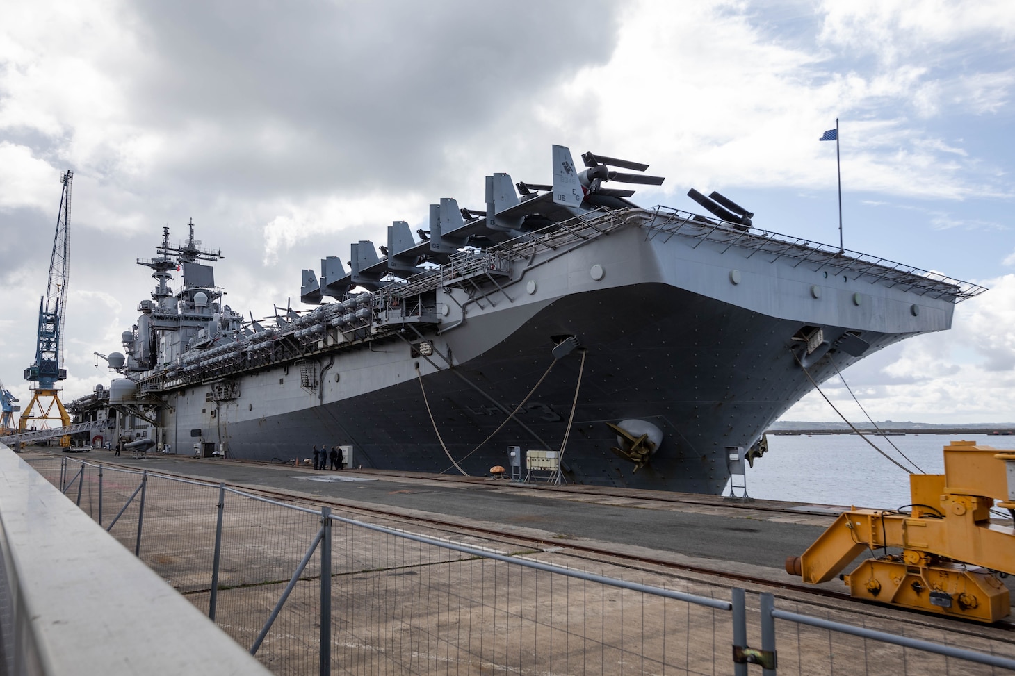 (June 30, 2022) The Wasp-class amphibious assault ship USS Kearsarge (LHD 3) ports in Brest, France for mid-deployment voyage repairs, June 30, 2022. The Kearsarge Amphibious Ready Group and embarked 22nd Marine Expeditionary Unit, under the command and control of Task Force 61/2, is on a scheduled deployment in the U.S. Naval Forces Europe area of operations, employed by U.S. Sixth Fleet to defend U.S., Allied and Partner interests.
