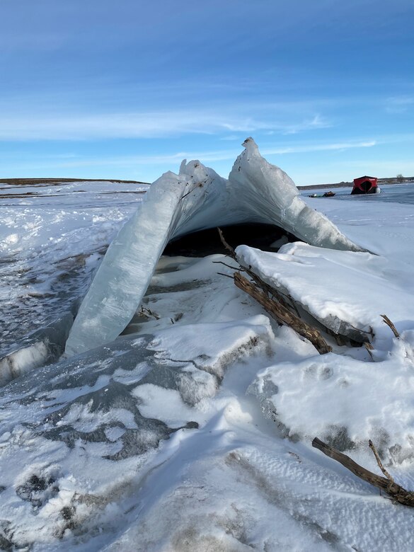 Flows through Fort Peck Powerhouses will decrease through March 4.  These flow reductions may impact ice conditions below the dam on the river and Dredge Cuts. Recreationists on the ice, both below and above the dam, are urged to use extreme caution.