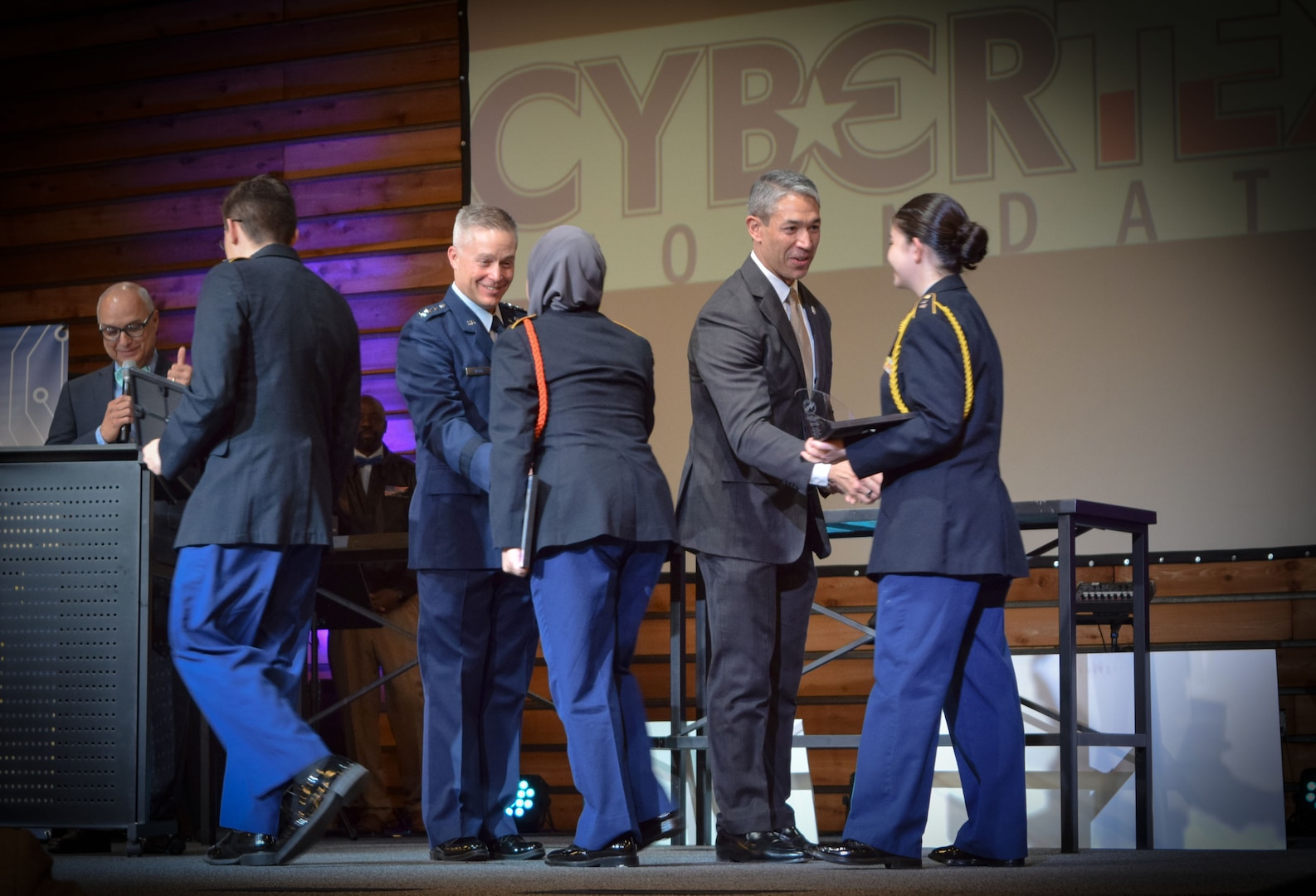 Lt. Gen. Timothy Haugh, 16th Air Force (Air Forces Cyber) commander, and Mayor Ron Nierenberg of San Antonio, congratulated winners of the San Antonio Mayor’s Cyber Cup during the annual event in San Antonio, Texas, Feb. 19