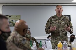 Lt. Col. speaks to officers