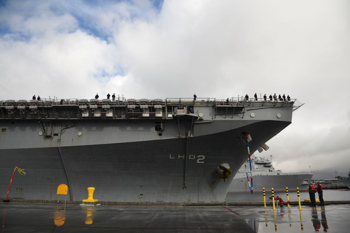 Amphibious assault ship USS Essex (LHD 2) arrives pierside at Naval Base San Diego. Essex, a part of the Essex Amphibious Ready Group, returned to Naval Base San Diego, March 4, after a deployment to U.S. 3rd, 5th, and 7th in support of regional stability and a free and open Info-Pacific.