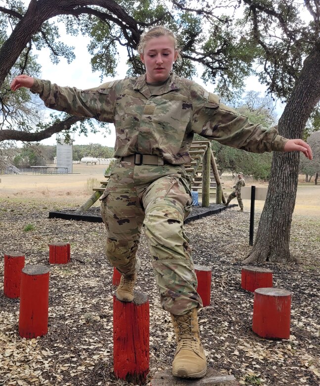 Army Reserve Soldier sets example at Best Warrior Competition