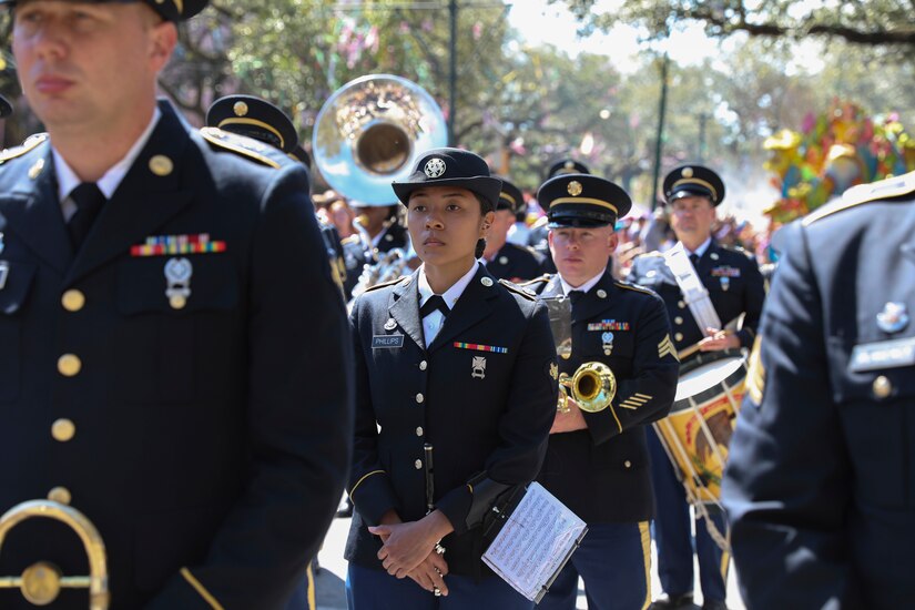 313th Army Band performed in Mardi Gras 2022 parade