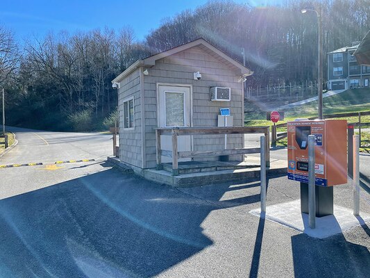 VenTek cashless fee machine installed at Floating Mill Recreation Area at Center Hill Lake (USACE Photo by ASHLEY WEBSTER)