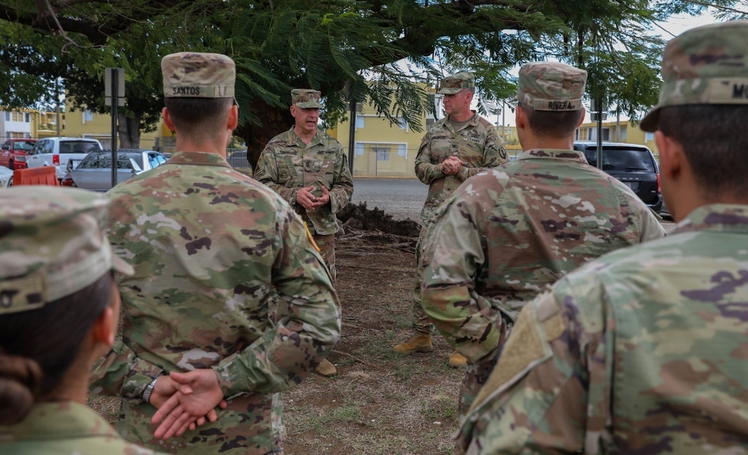 Chief of Army Reserve visits 166th Regional Support Group training operation