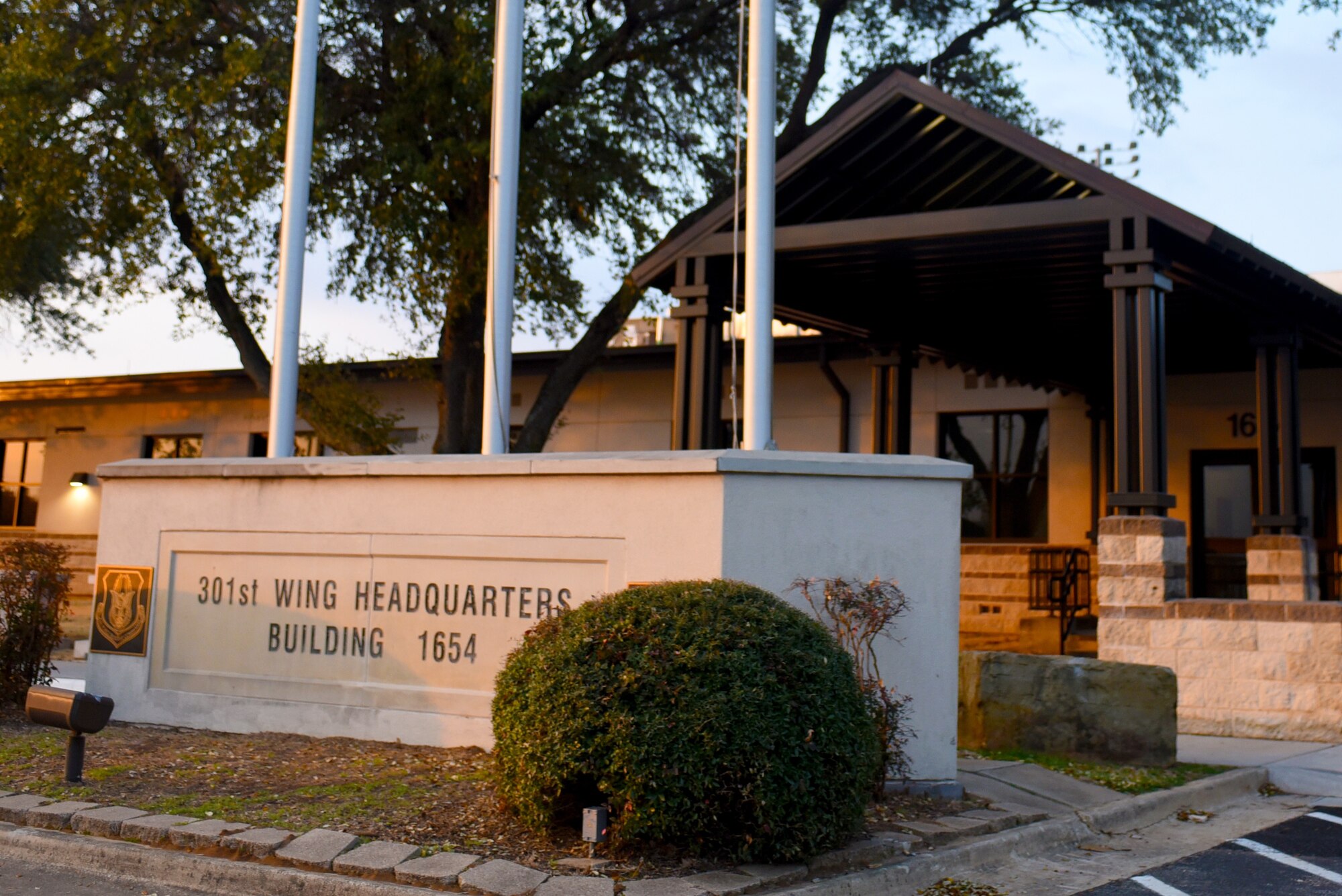 The 301st Fighter Wing reopens its headquarters at building 1654 at Naval Air Station Joint Reserve Base Fort Worth, Texas, March 6, 2022. The 301st Fighter Wing has completed renovations of its headquarters, building 1654, on Feb. 7, 2022. (U.S. Air Force photo by Staff Sgt. Randall Moose)