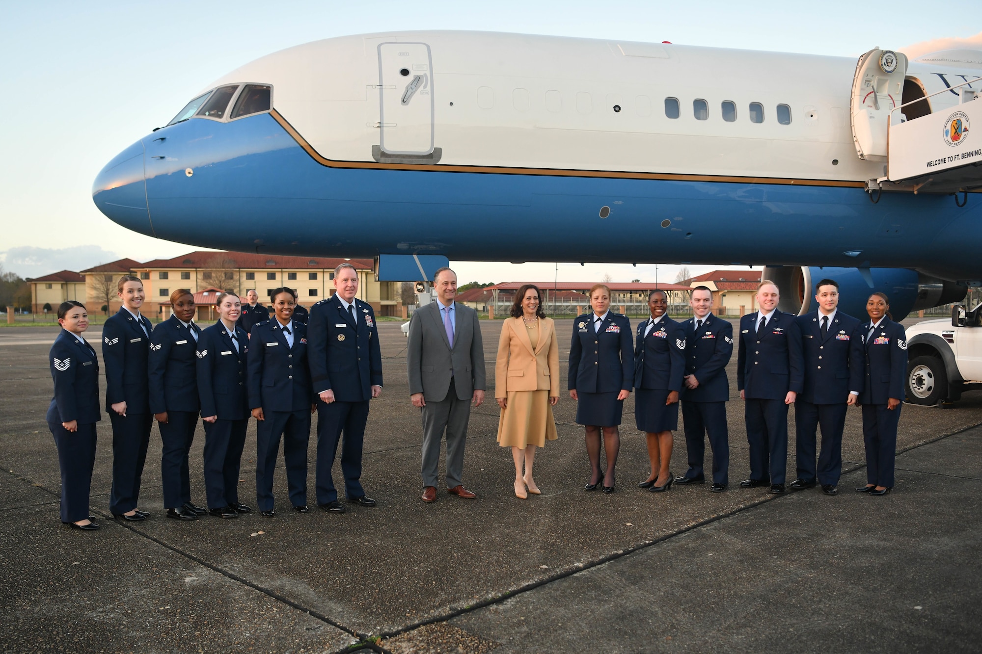 Vice President Kamala Harris, second gentleman Douglas Emhoff, Col. Eries Mentzer, 42nd Air Base Wing commander, and Lt. Gen. James Hecker, Air University commander and president, pose for a photo prior to the vice president’s departure from Maxwell Air Force Base, Alabama, March 6, 2022. Harris recognized 10 individuals who were nominated as exemplary Airmen. (U.S. Air Force photo by Senior Airman Jackson Manske)