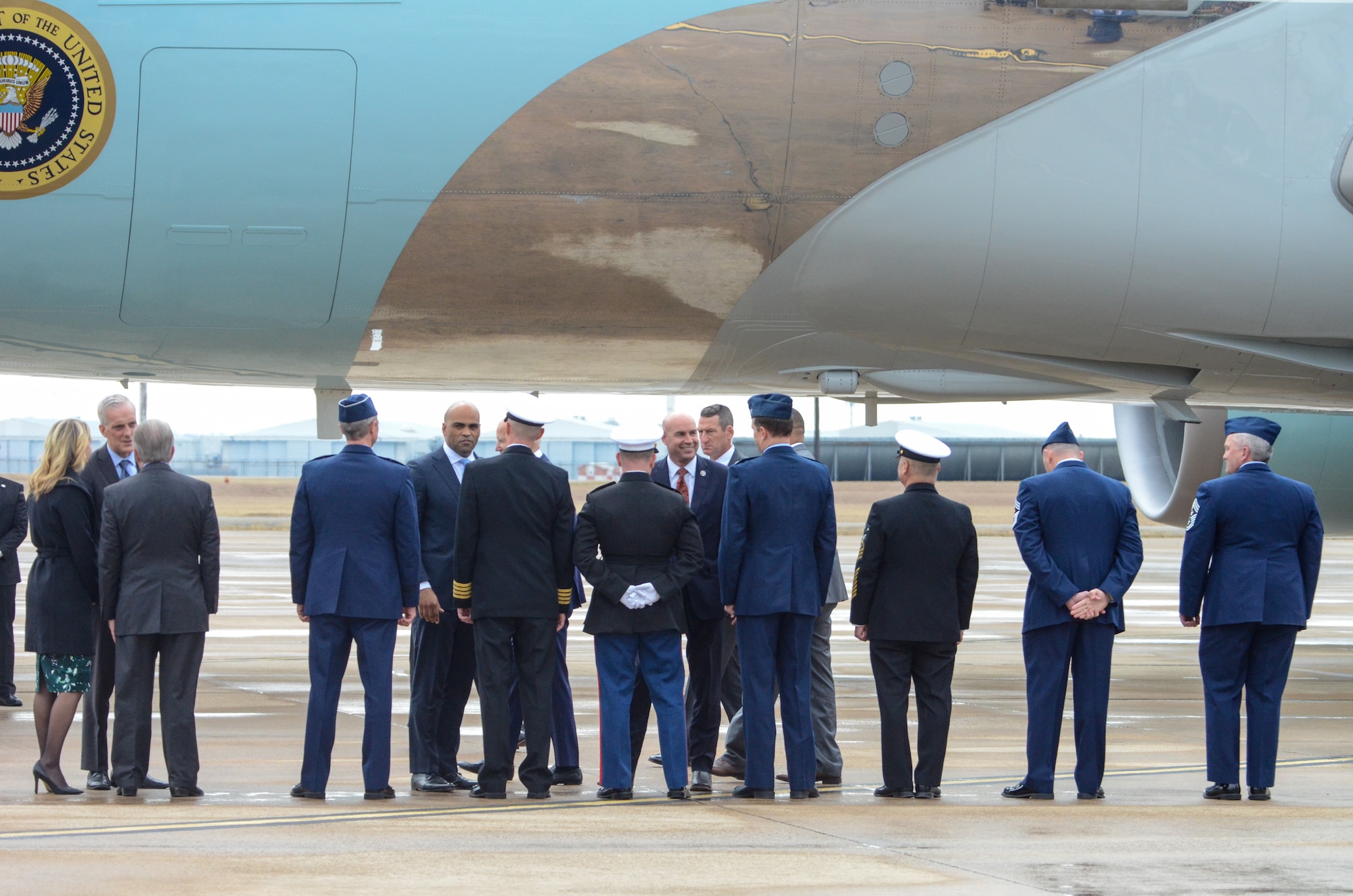 POTUS visits with military Airmen