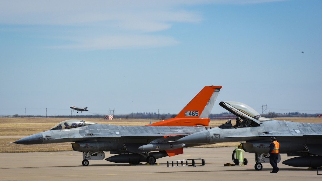 Transient aircraft at Sheppard AFB