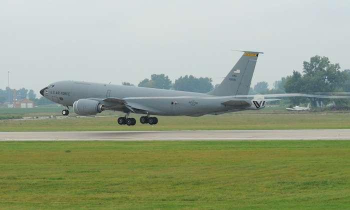 KC-135