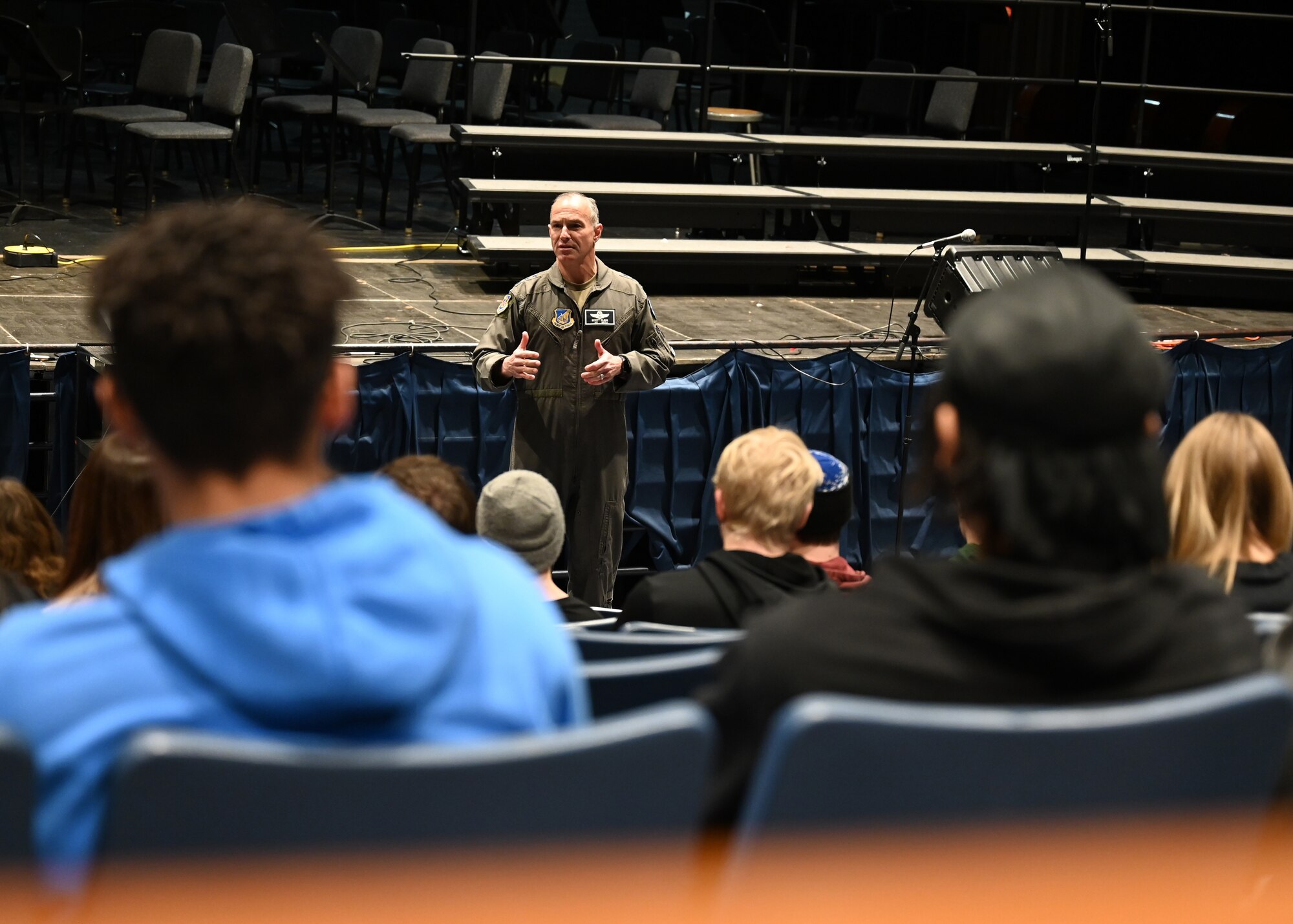Lt. Gen. Scott L. Pleus, Seventh Air Force commander, briefs a group of students from Superior High School on March 7, 2022 in Superior, Wisc. Pleus is an alumni of Superior High School having graduated in the 80's and came back to talk to the students about his accomplishments and experiences since joining the Air Force. (U.S. Air Force photo by Tech. Sgt. Jessica Kind/Released)