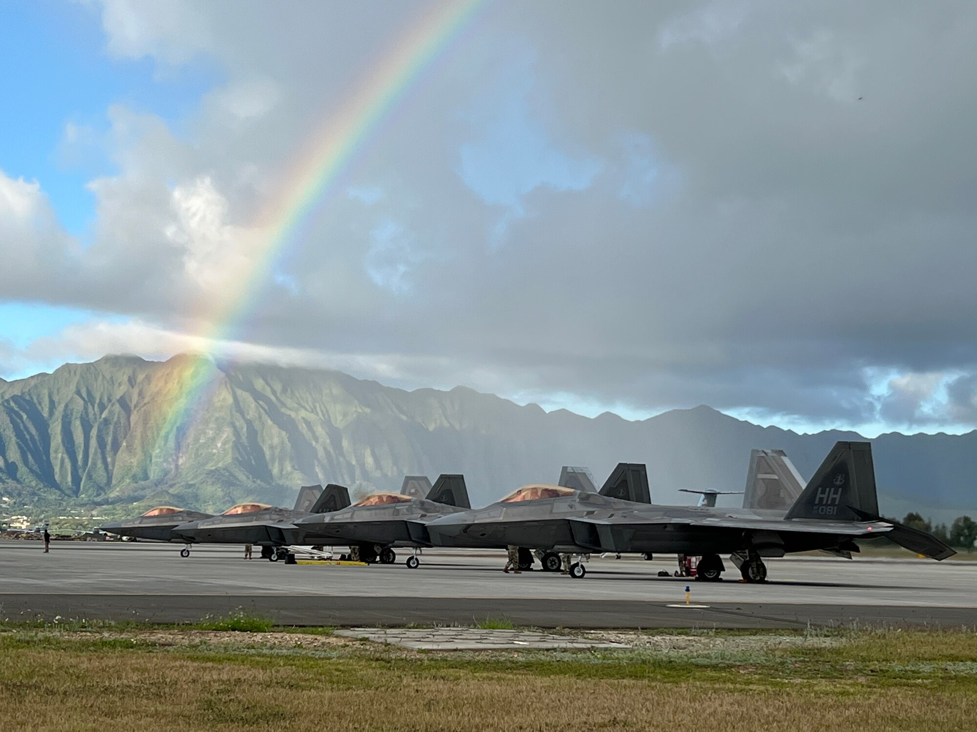 F-22 Raptors assigned to the Hawaii Air National Guard 199th Fighter Squadron and the active duty 19th Fighter Squadron are staged on the flightline of Marine Corps Base Kaneohe, Hawaii, March 3, 2022, during Agile Combat Employment exercise Hoʻoikaika. ACE is an operational concept that leverages networks of well-established and austere air bases, multi-capable airmen, pre-positioned equipment, and airlift to rapidly deploy, disperse and maneuver combat capability throughout a theater.
