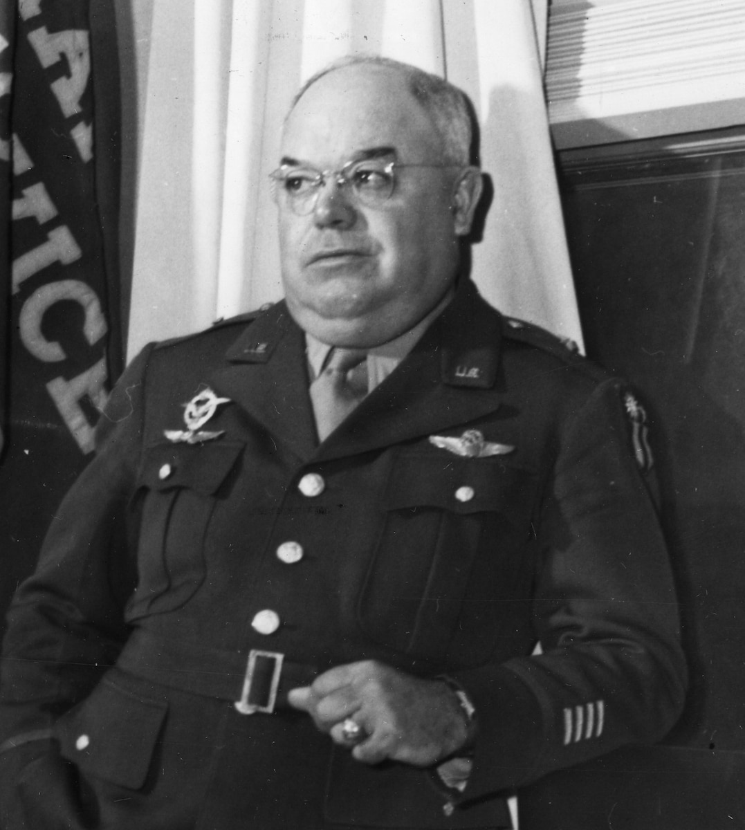 This is the official portrait of Brig. Gen. Frank Dennis Hackett.