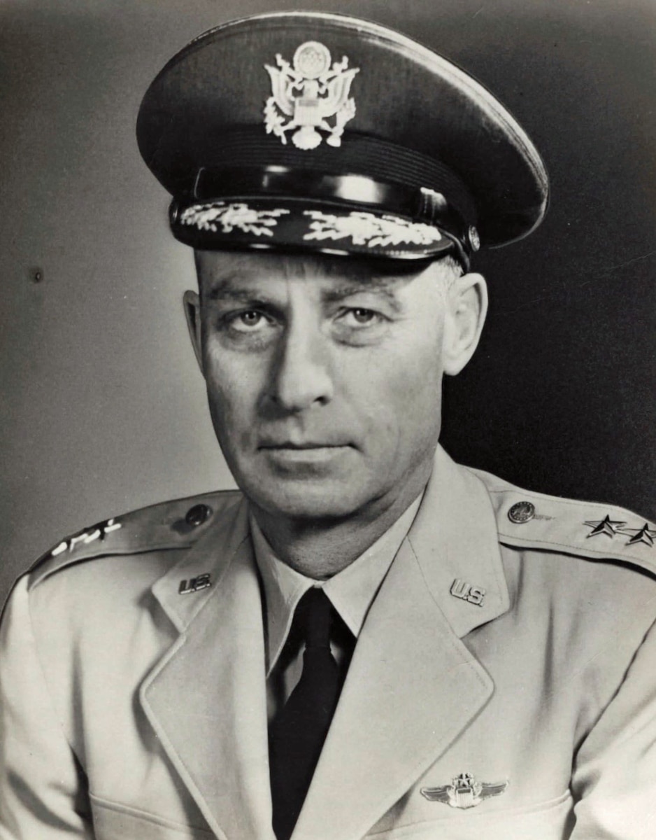This is the official portrait of Maj. Gen. Hugh Arthur Parker.
