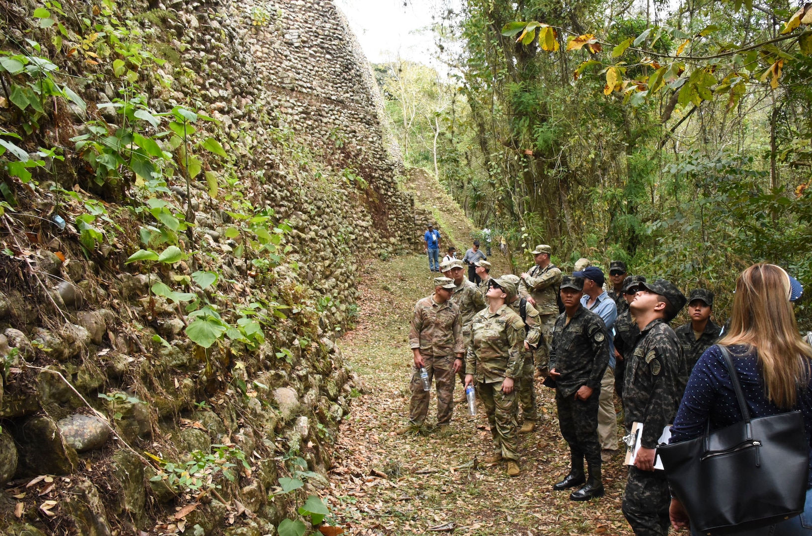 JTFB, USACAPOC partner with Honduran military for second cultural heritage assessment