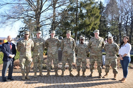 Army Reserve Soldiers in Germany awarded for 4,000 volunteer hours