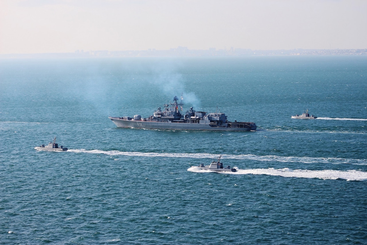 U.S. and Ukraine ships engage in exercise.